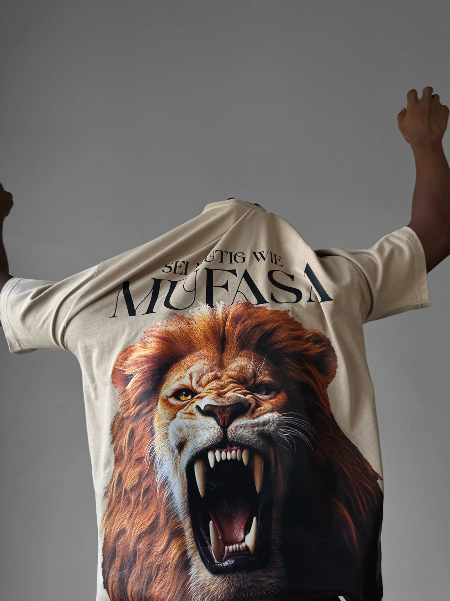 Oversize Lion T-shirt